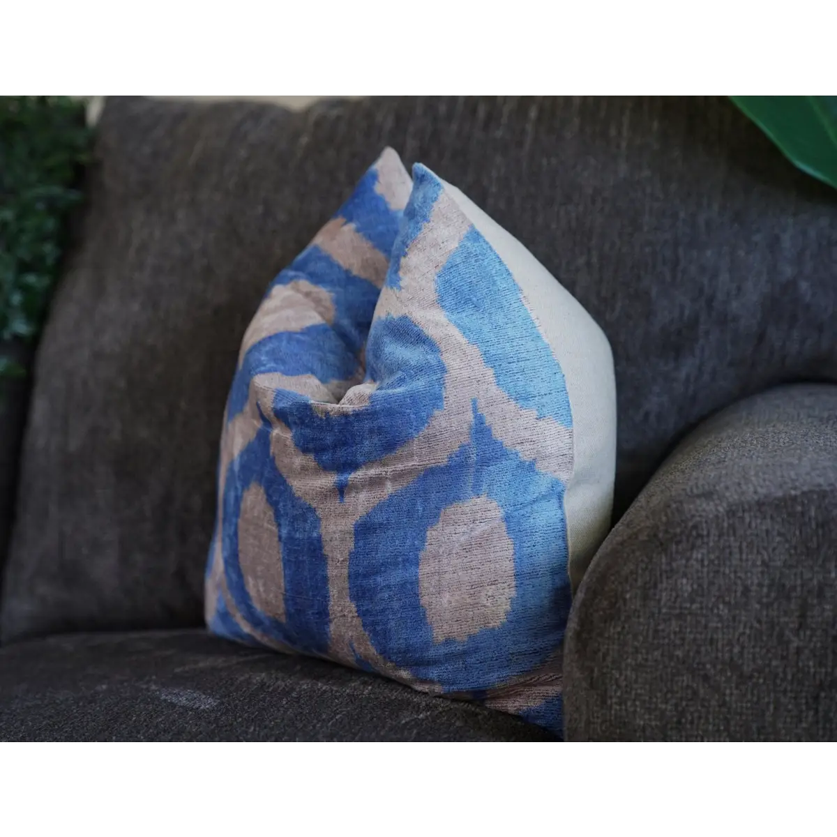 Canvello Handmade Throw Blue Pillows For Couch | 20 x 20 in (50 x 50 cm) - Canvello