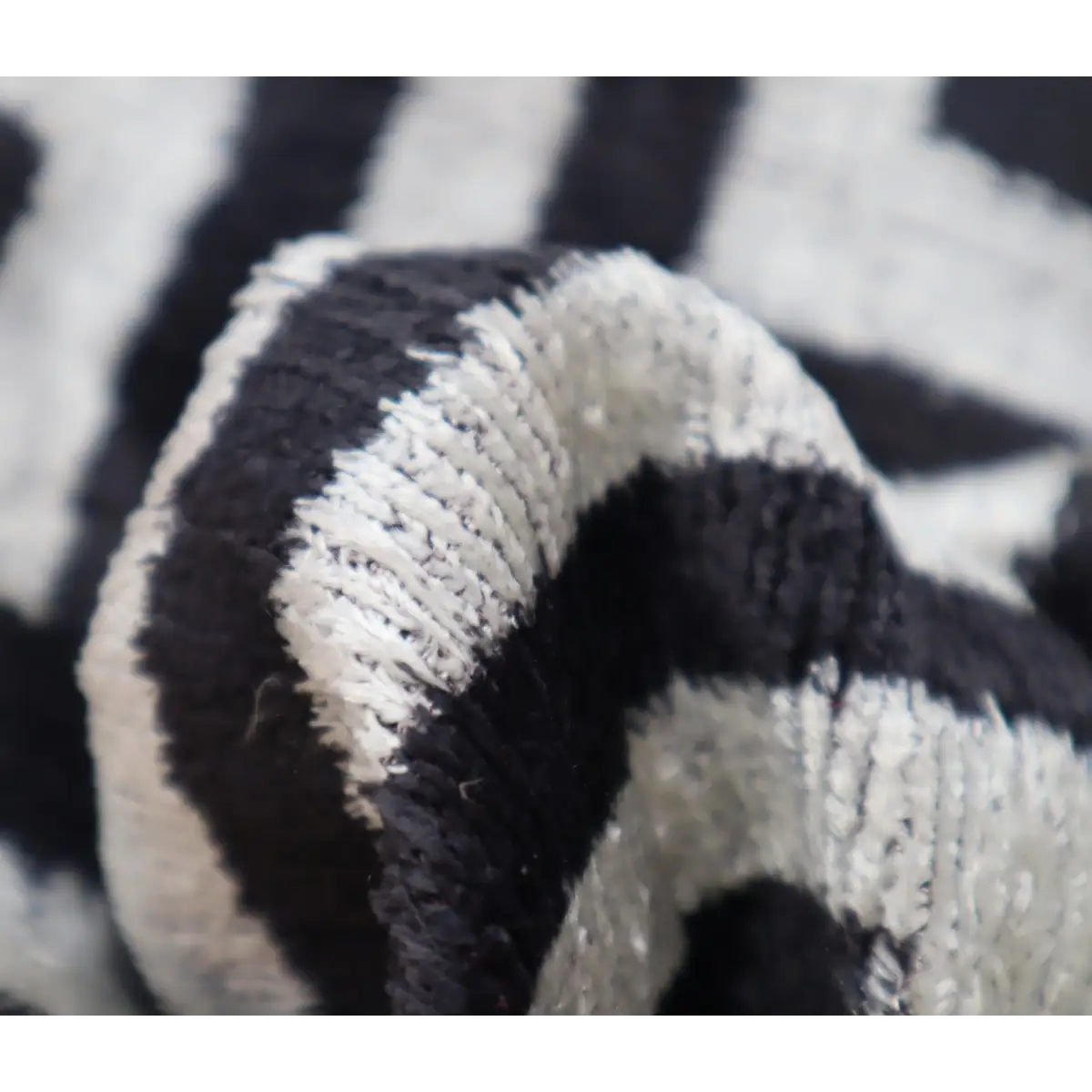 Canvello Luxury Decorative Black White Throw Pillow | 16 x 24 in (40 x 60 cm) - Canvello