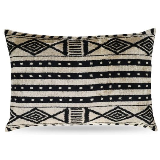 Canvello Luxury Decorative Black & White Throw Pillow | 16 x 24 in (40 x 60 cm) - Canvello
