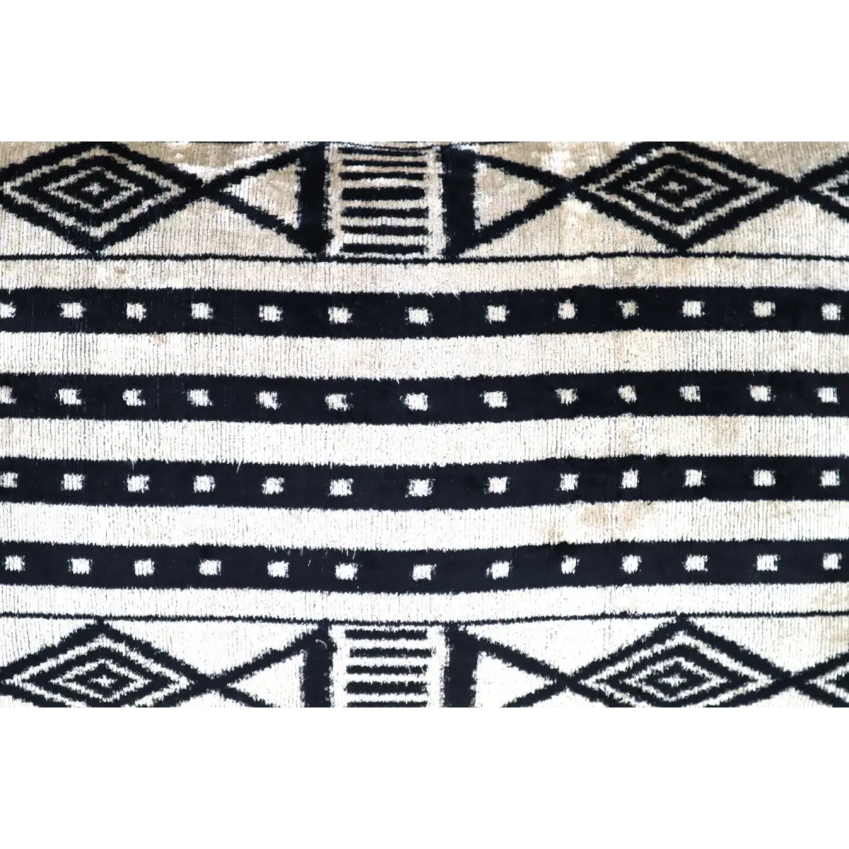 Canvello Luxury Decorative Black & White Throw Pillow | 16 x 24 in (40 x 60 cm) - Canvello
