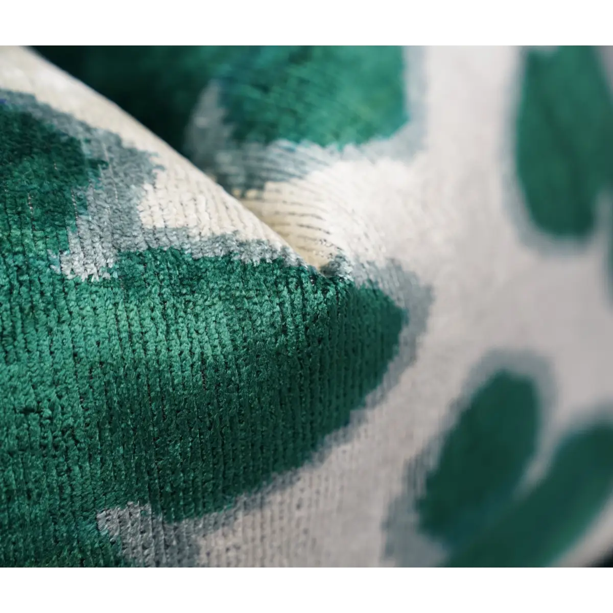 Canvello Luxury Leaf Green Carbon Grey Pillow for Couch | 16 x 24 in (40 x 60 cm) - Canvello