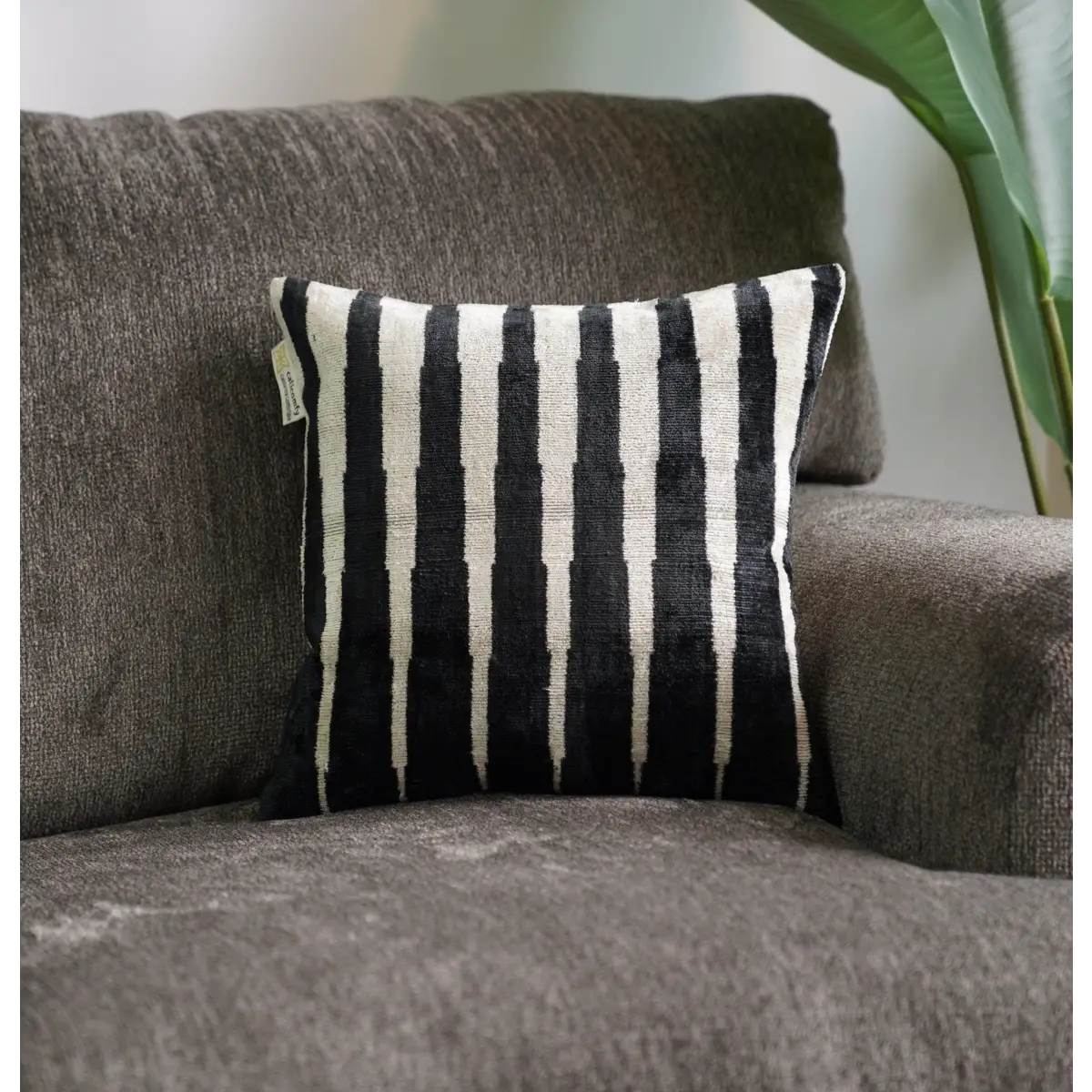 Canvello Modern Black And White Throw Pillows | 16x16 in | Set of 2 - Canvello