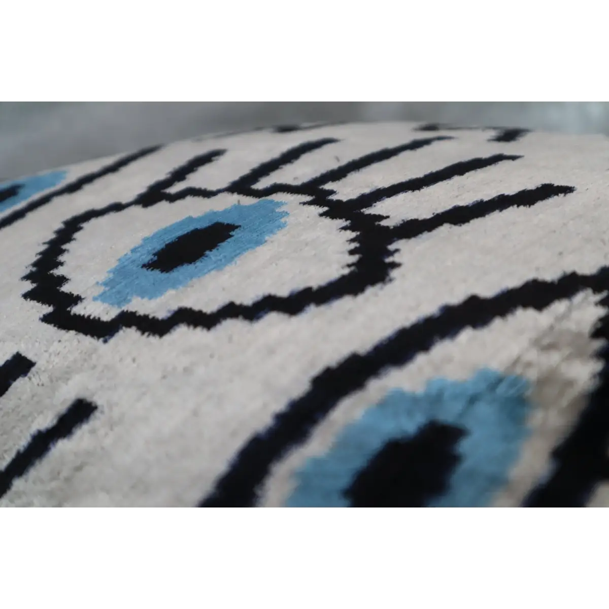 Canvello Silver Black Blue Vegetable Dyed Handmade Turkish Silk Velvet Pillow - A Work of Art - Canvello