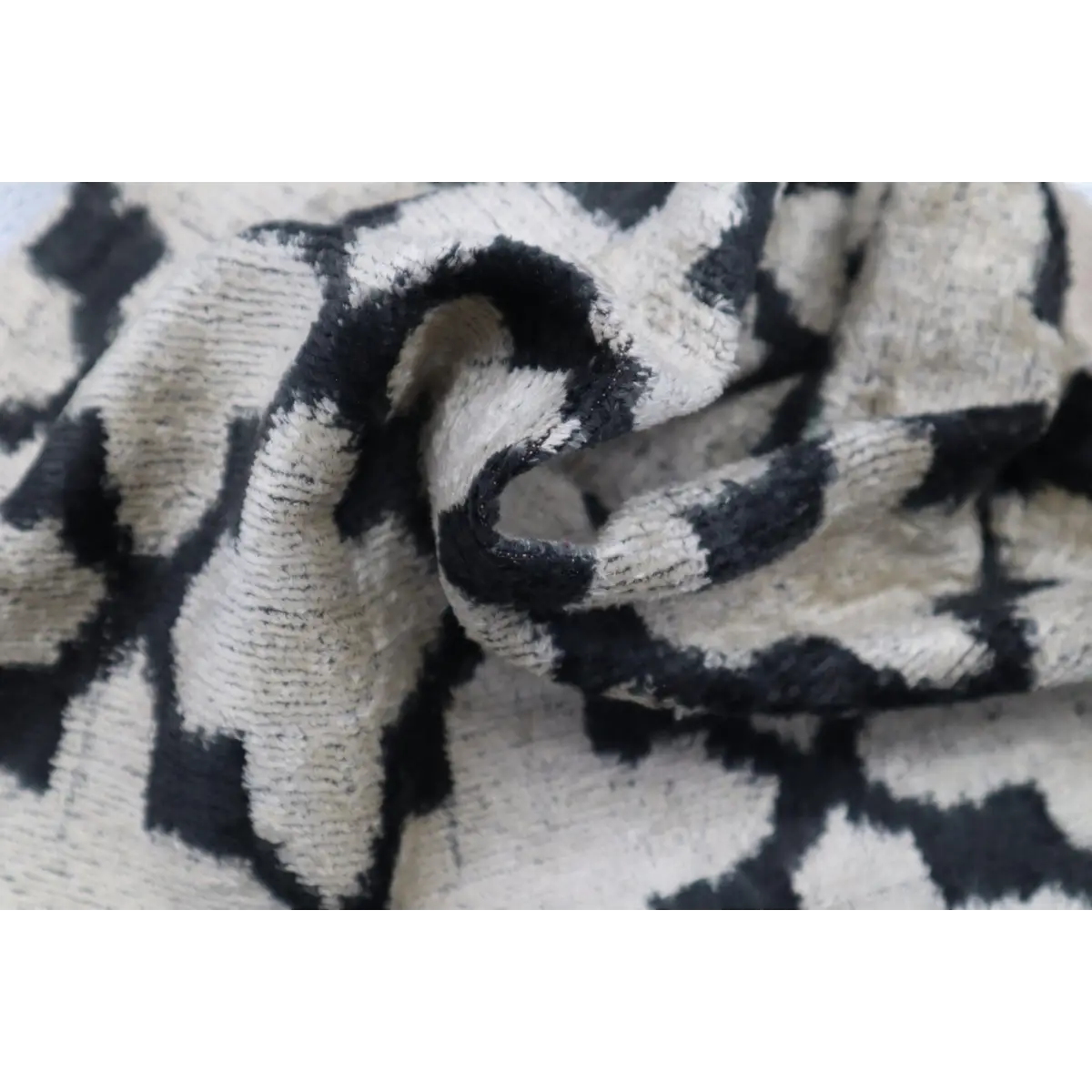 Canvello Throw Back Blavk & White Cushion For Sofa | 16 x 16 in (40 x 40 cm) - Canvello