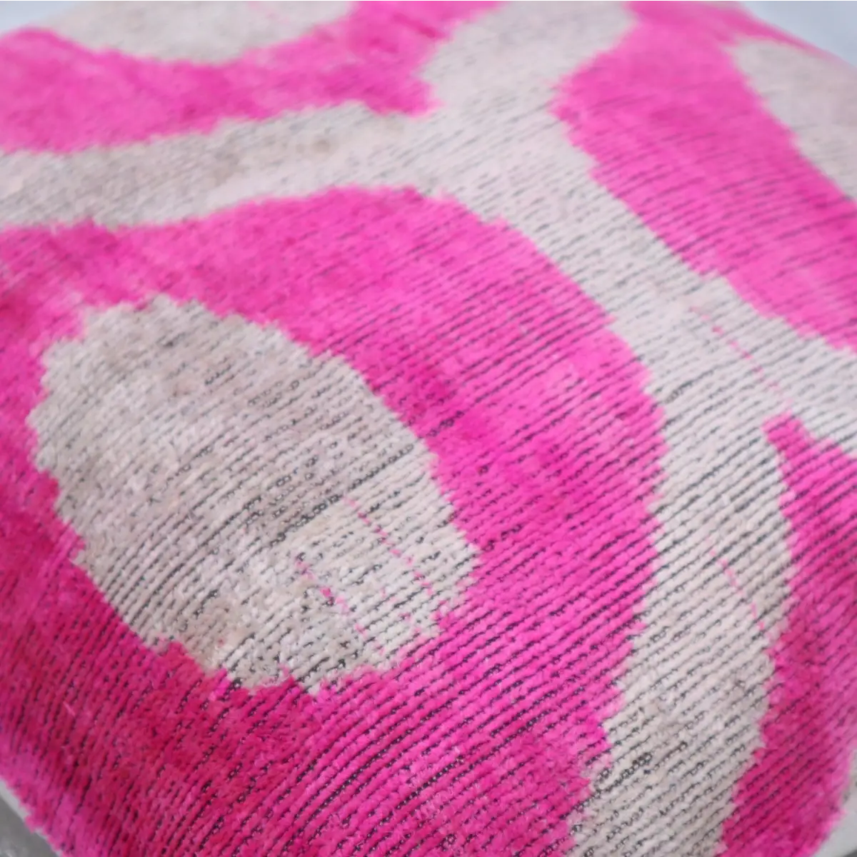 Canvello Velvet Pink Ivory Pillow | 16 x 16 in (40 x 40 cm) - Canvello