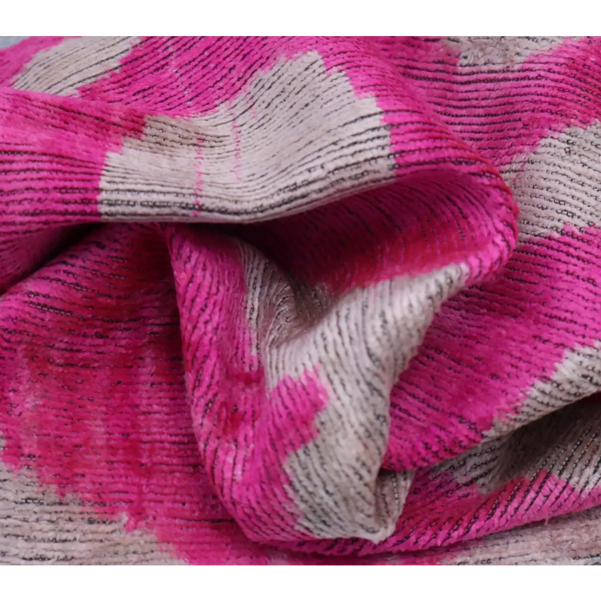 Canvello Velvet Pink Ivory Pillow | 16 x 16 in (40 x 40 cm) - Canvello