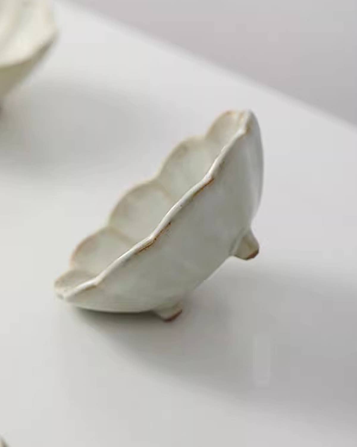Flower Petal Pinch Bowl - Small - Fodory