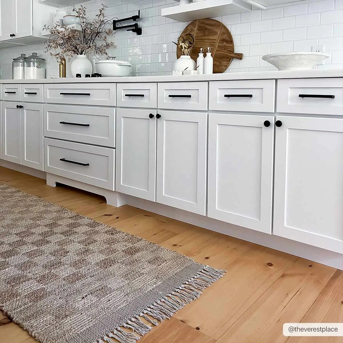 Checkered Jute Area Rug - Boutique Rugs