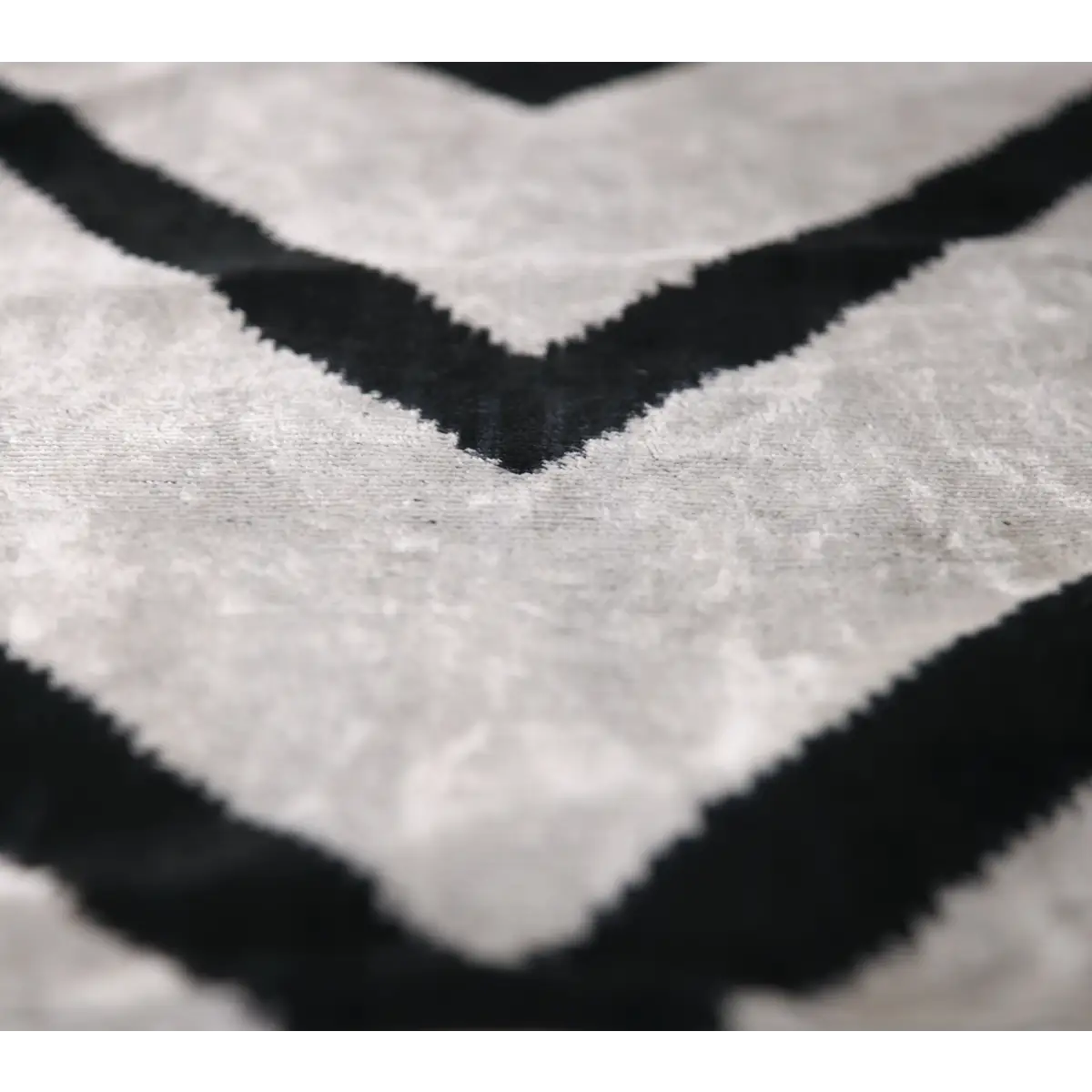 Chevron V Black & White Velvet Pillow – 16x16 Modern Handmade Throw Cushion - Canvello