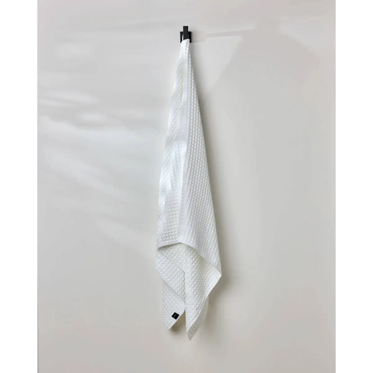 Luxury Waffle Bath Towel - Cloud - Geometry