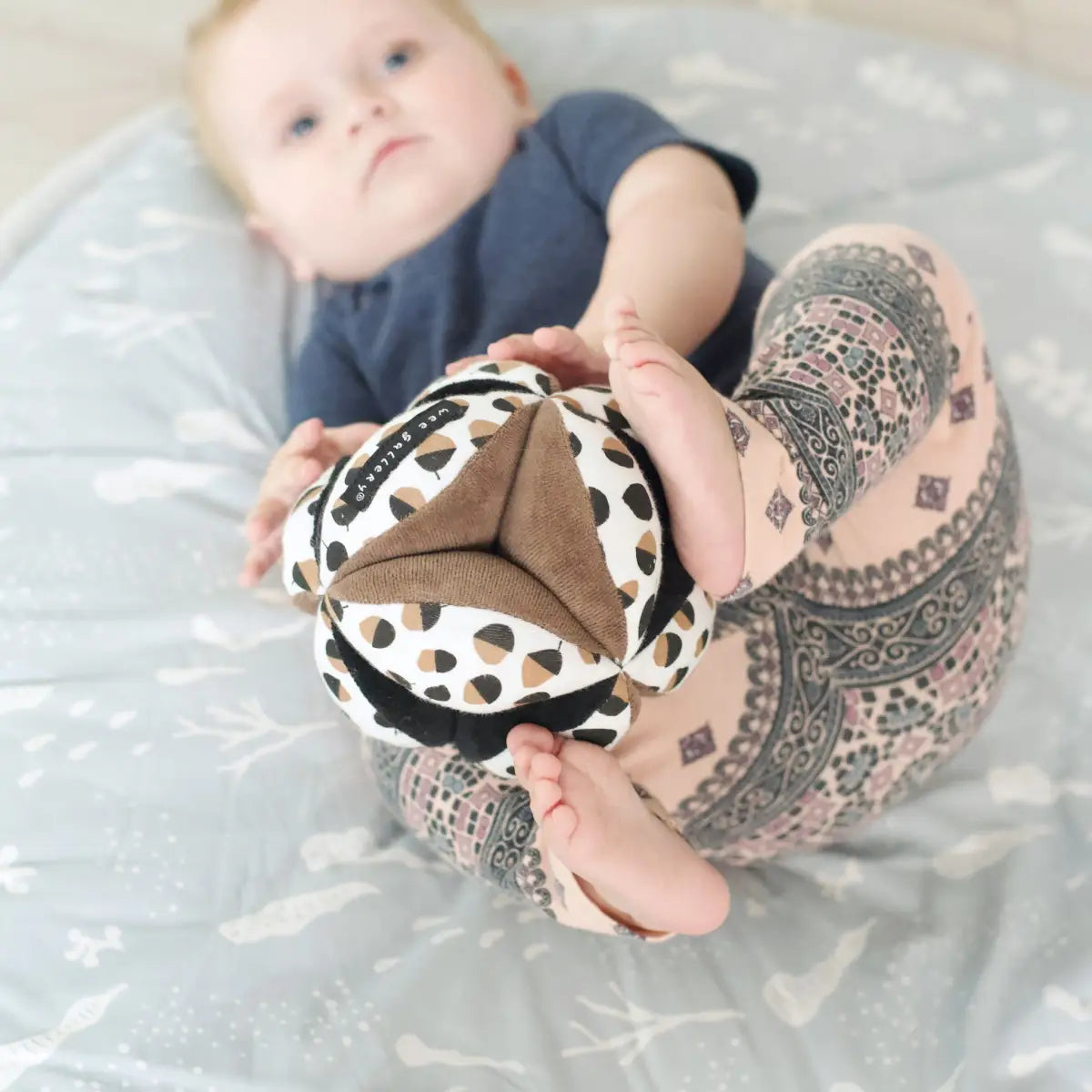 Clutch Ball - Acorn - Wee Gallery