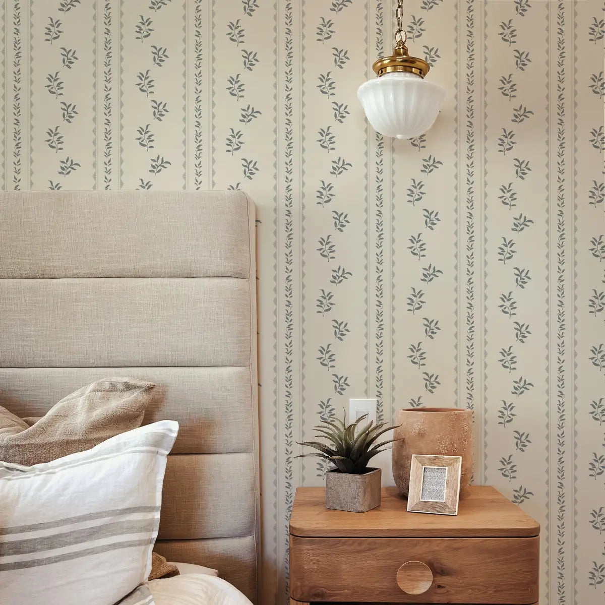 Colleen Wallpaper - Leafy Stripe - by Gabriela Dachin - Loomwell Home Goods
