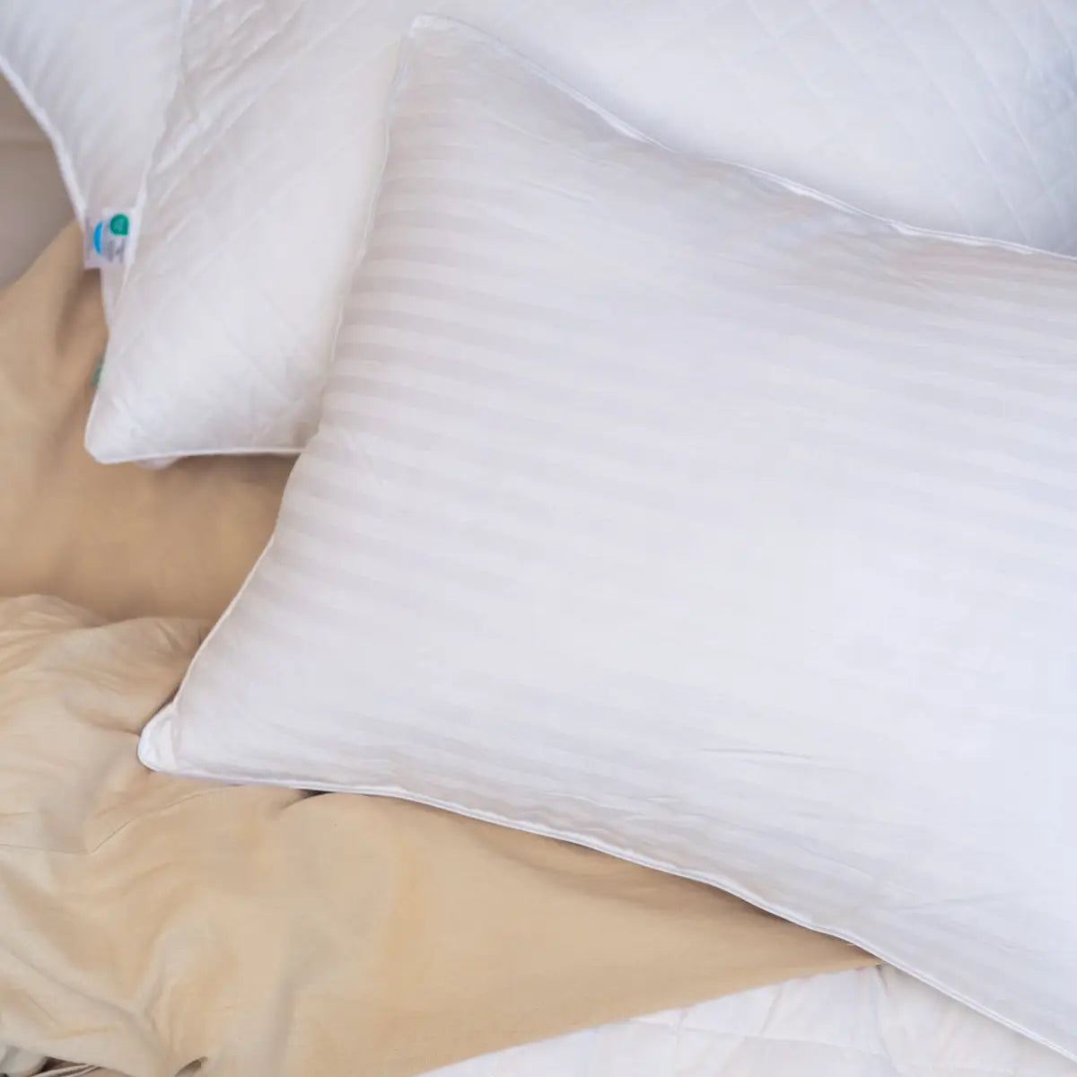 ComfySoft Down Alternative Pillow Ultra soft - ComfyDown