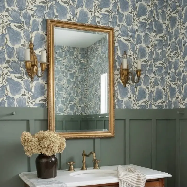 Cornelia Wallpaper - Relaxed Floral - by Marie Erstad Studio - Loomwell Home Goods