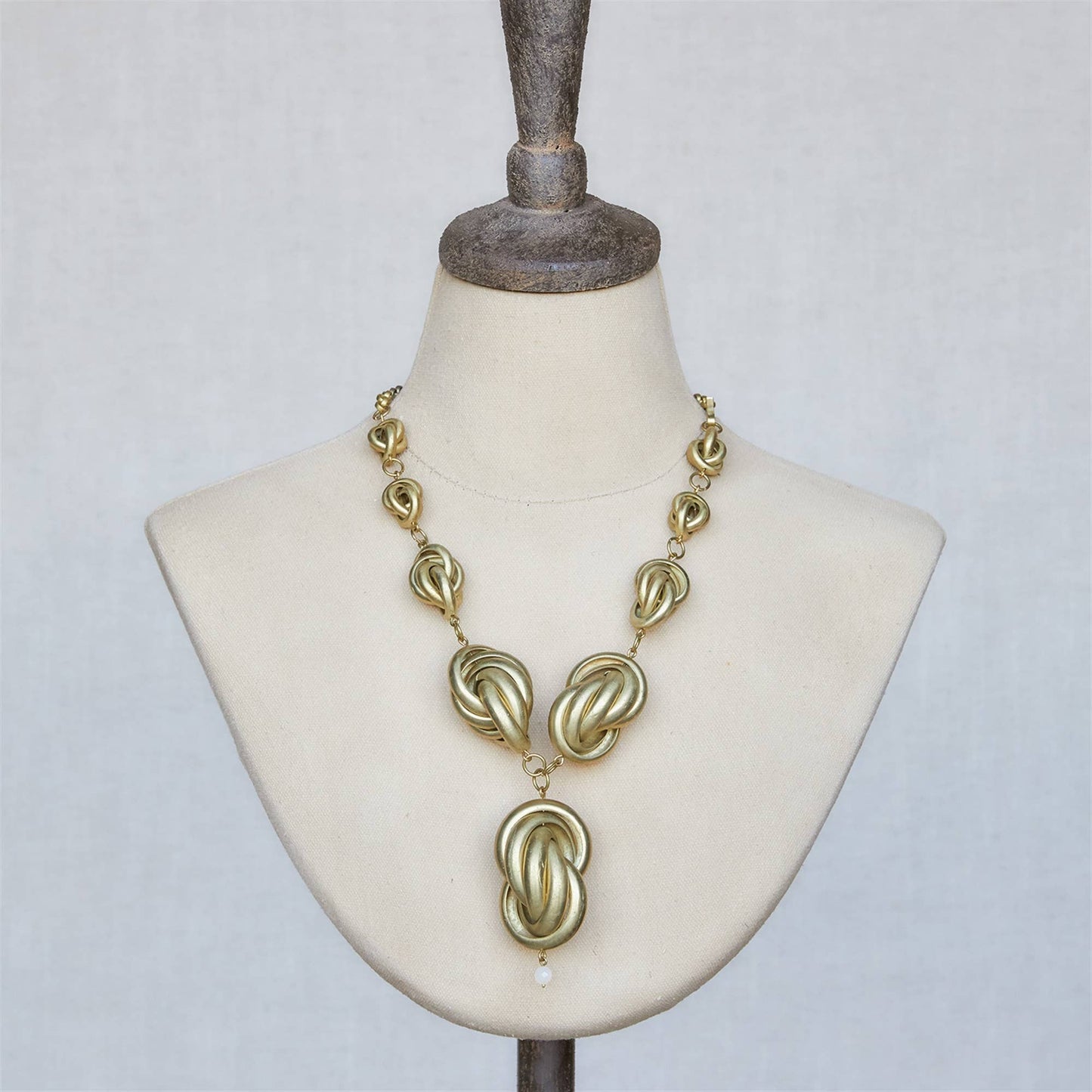 Julia Looped Necklace, Brass - Brass