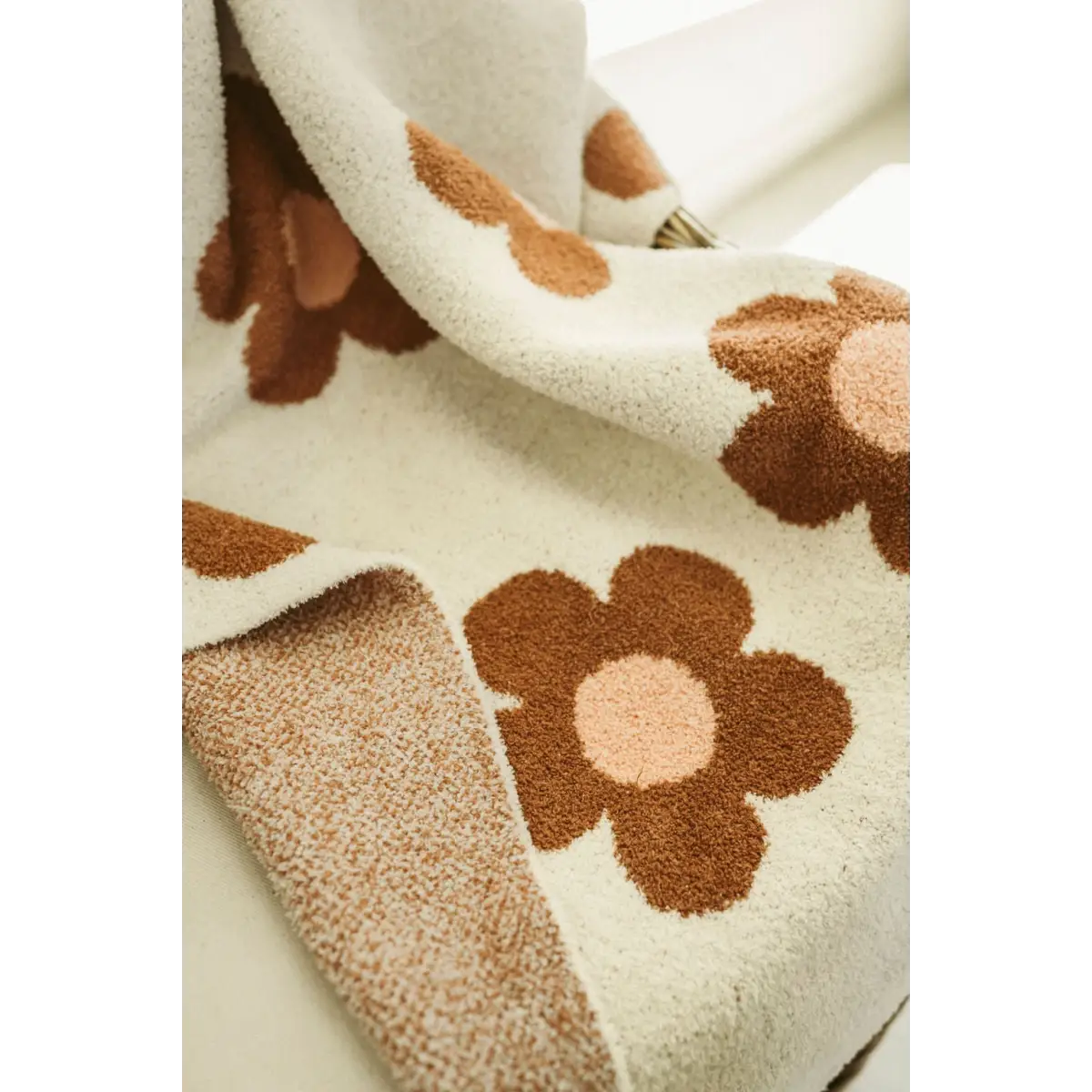 Daisy Plush Blanket - Caramel and Pink - Harp Angel Boutique