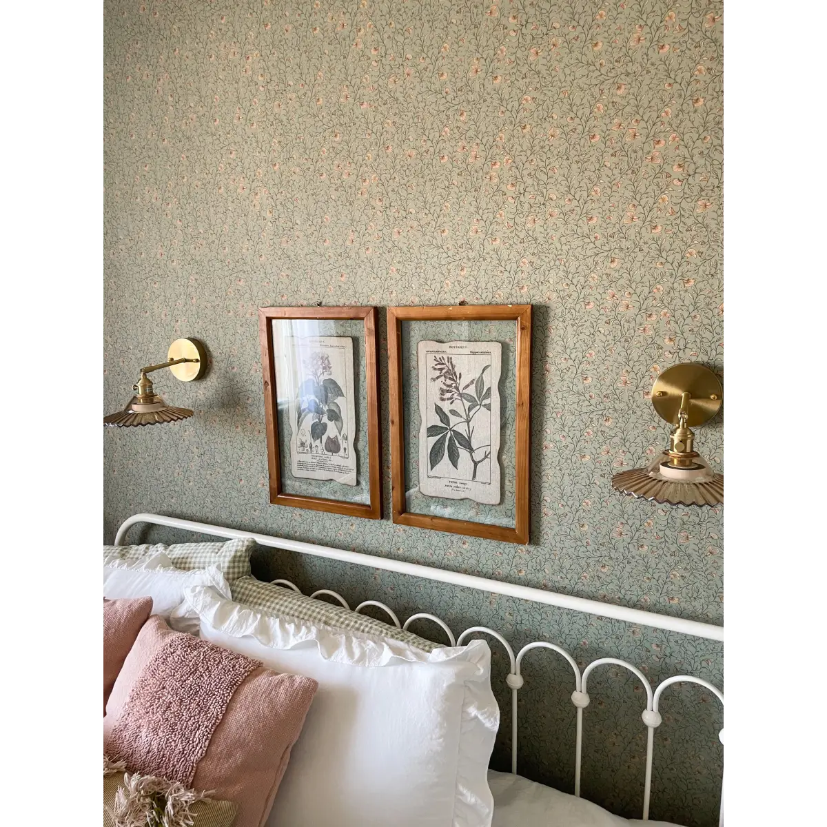 Edelweiss Wallpaper - Floral Vines - by Danelys Sidron - Loomwell Home Goods
