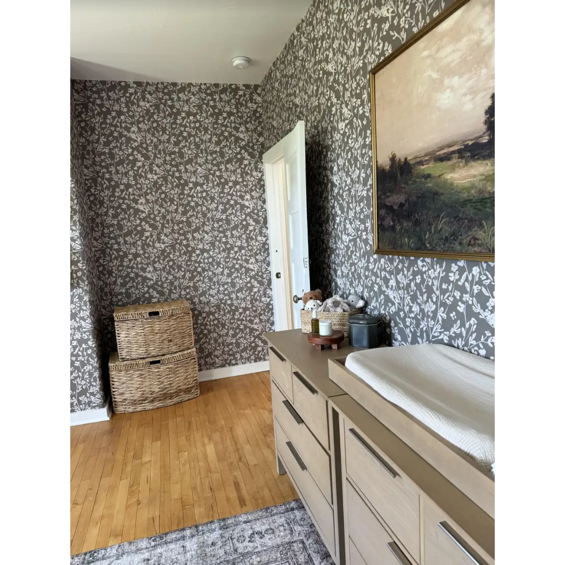 Edith Wallpaper - Whispy Flowers - by Fox and Pebble - Loomwell Home Goods