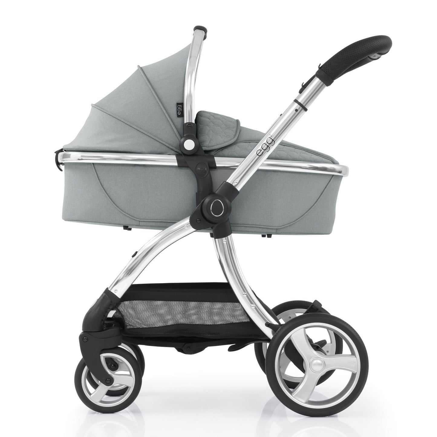 egg2® Stroller & Carry Cot in Monument Grey Bundle