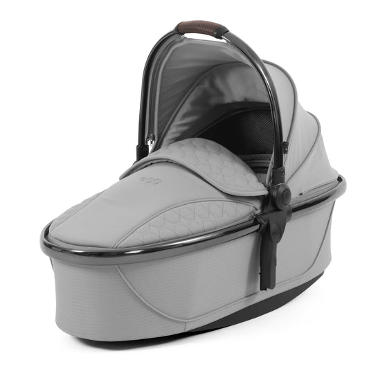 egg3® Carry Cot in Glacier