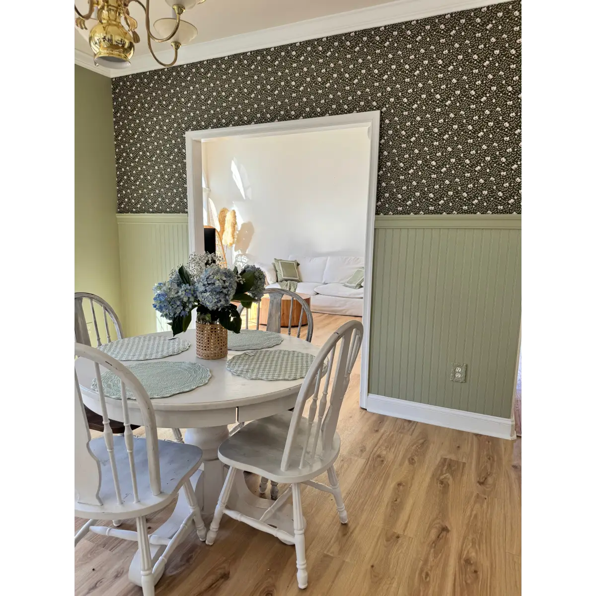 Eliana Wallpaper - Sweet Flowers - by Kourtni Gunn - Loomwell Home Goods