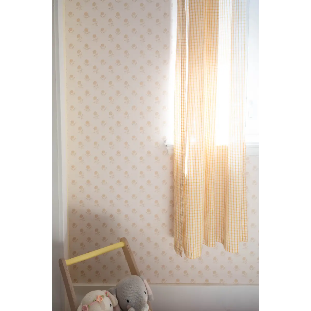 Elle Wallpaper - Flower Dots - by Ali Anni - Loomwell Home Goods
