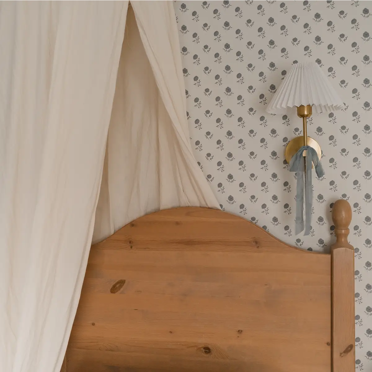 Elle Wallpaper - Flower Dots - by Ali Anni - Loomwell Home Goods