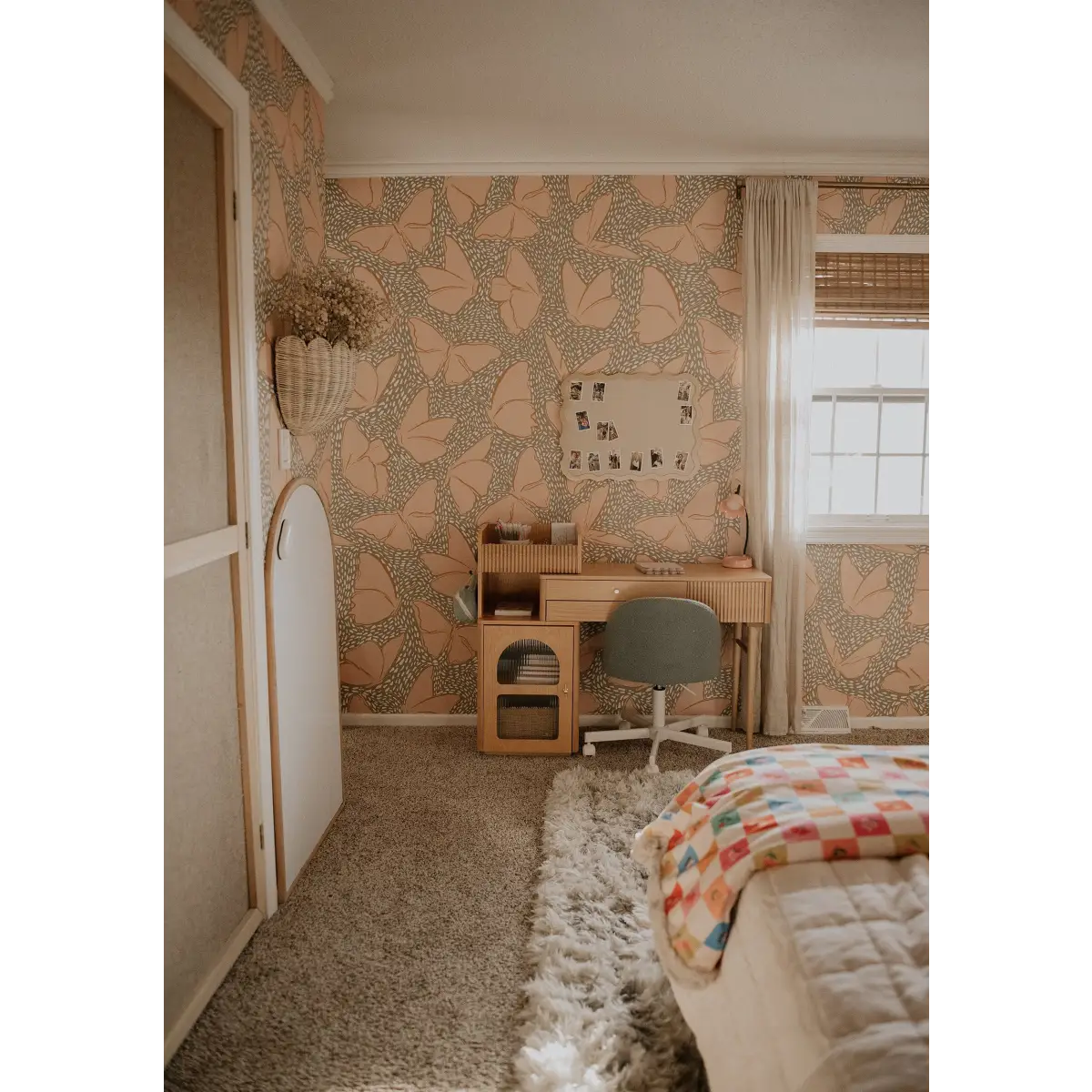 Ellie Wallpaper - Soft Butterflies - by Hufton Studio - Loomwell Home Goods