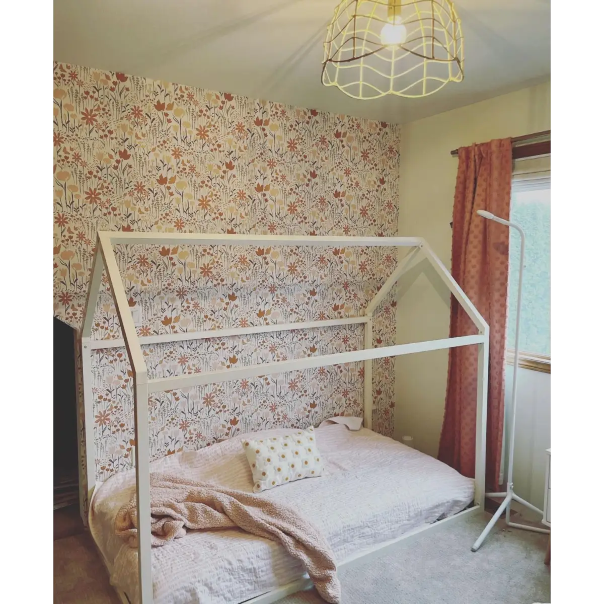 Eloise Wallpaper - Sweet Meadow - by Hufton Studio - Loomwell Home Goods