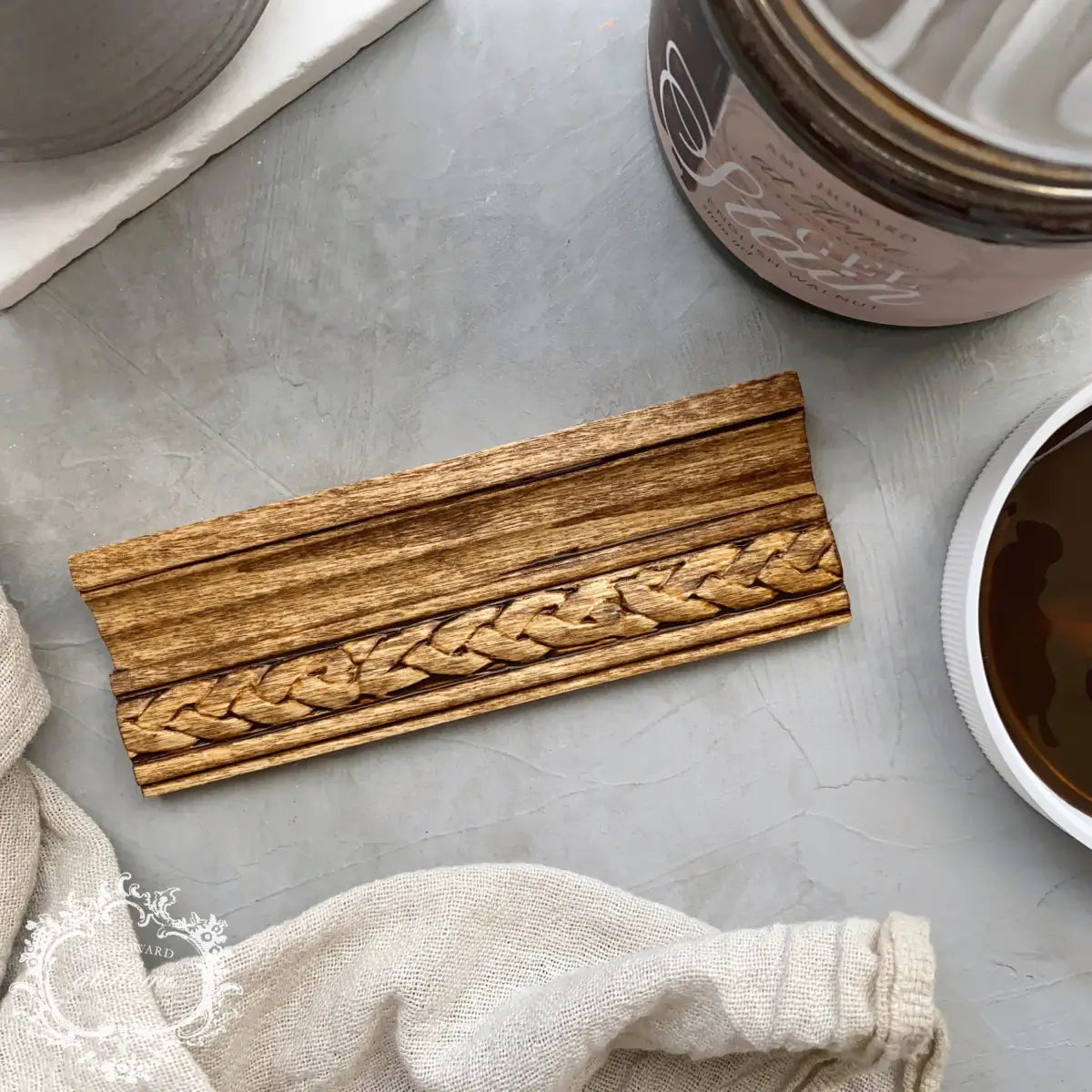 Gel Stain - English Walnut - Amy Howard At Home