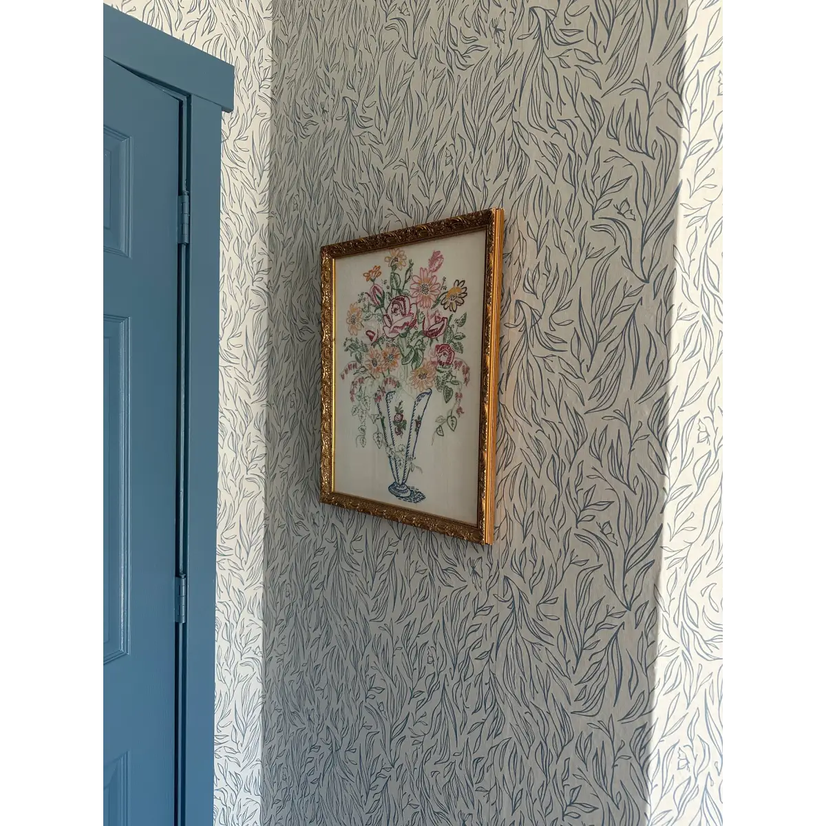 Everly Wallpaper - Subtle Leaves - by Erin Silliman Designs - Loomwell Home Goods