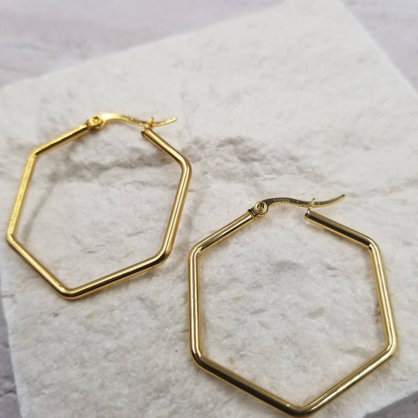 Pendientes hexagonales