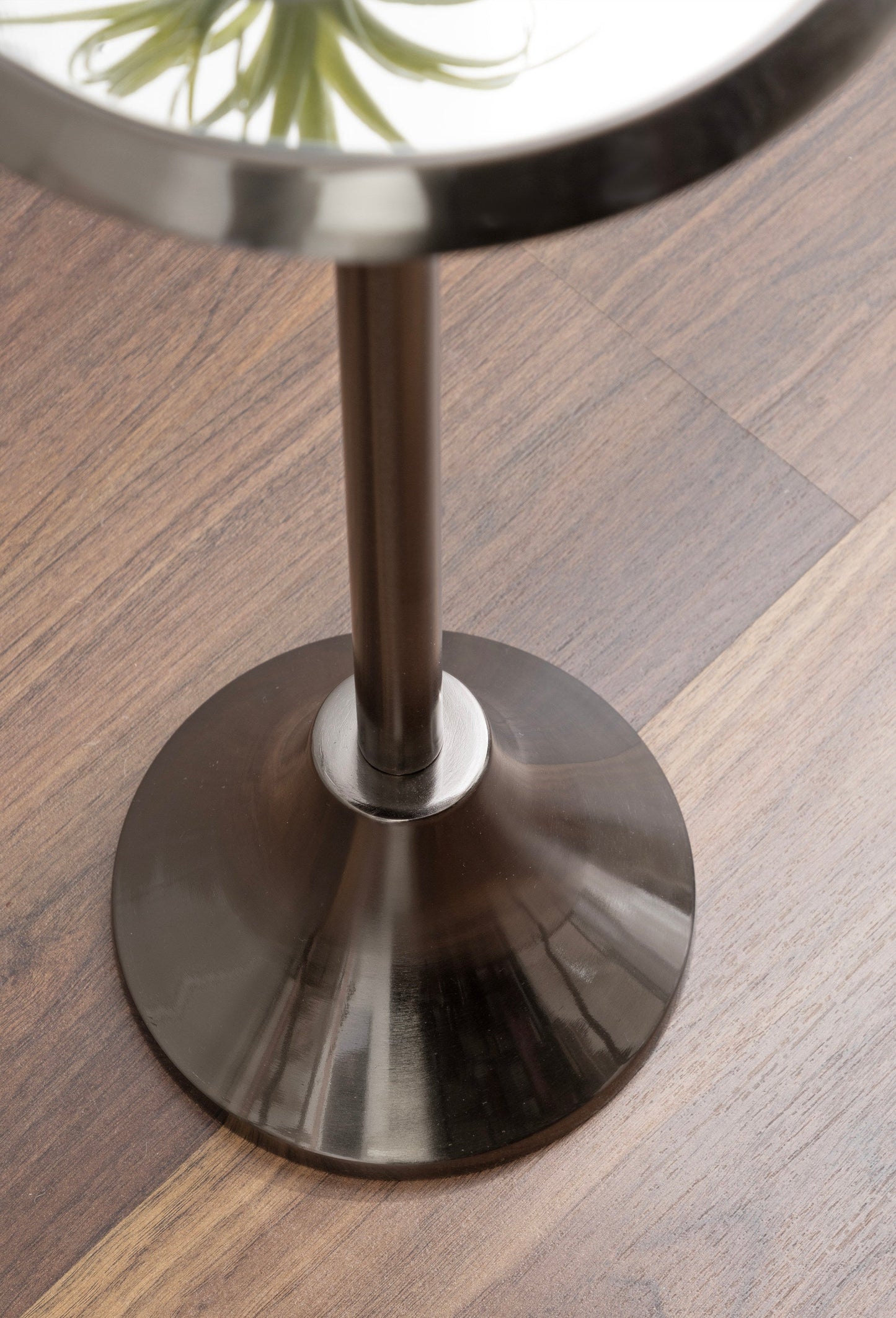 Sanzo Metal Cocktail Table or Plant Stand
