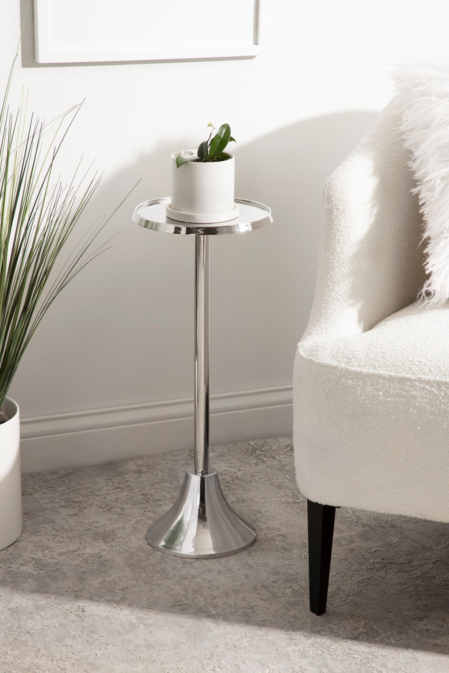 Sanzo Metal Cocktail Table or Plant Stand