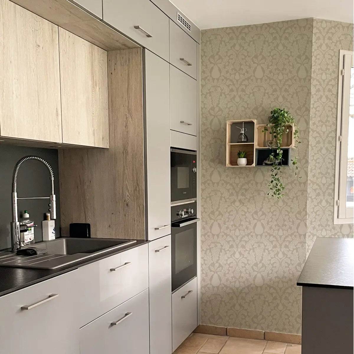Felipe Wallpaper - Grapes and Pears - by Lisee Ree - Loomwell Home Goods
