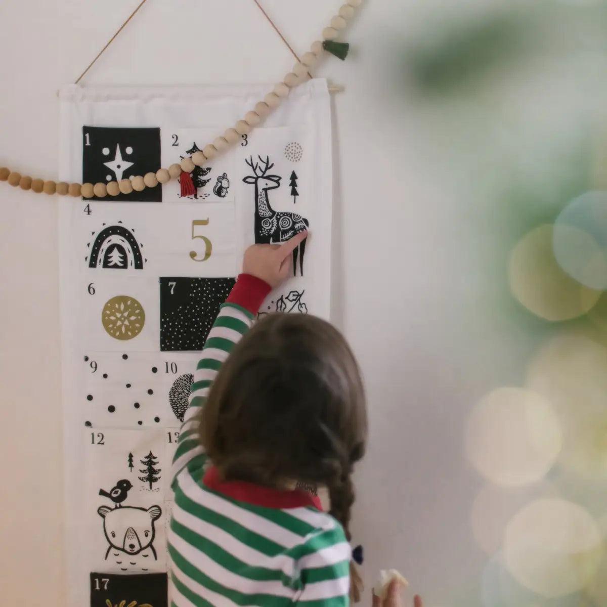 Festive Friends 24 Pocket Advent Calendar - Wee Gallery