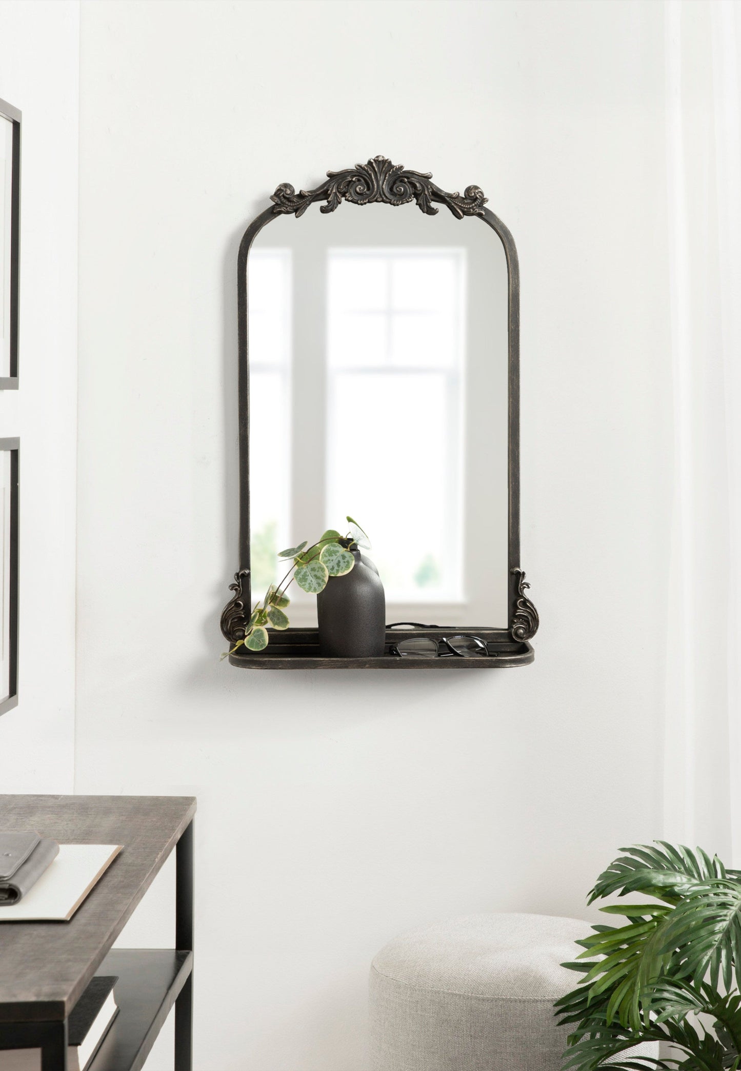 Arendahl Elegant Arch Mirror with Shelf