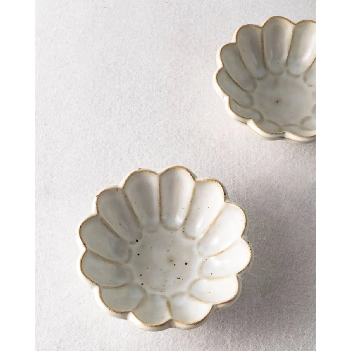 Flower Petal Pinch Bowl - Small - Fodory