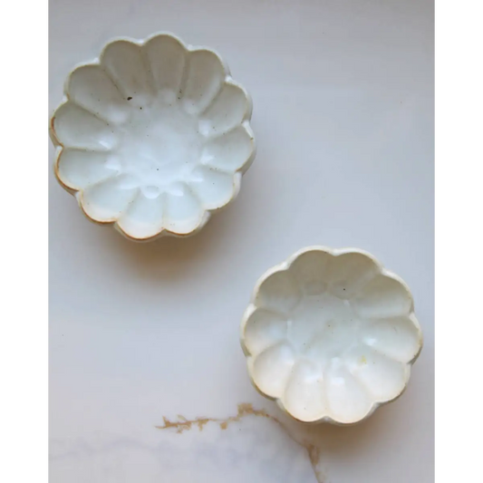 Flower Petal Pinch Bowl - Small - Fodory