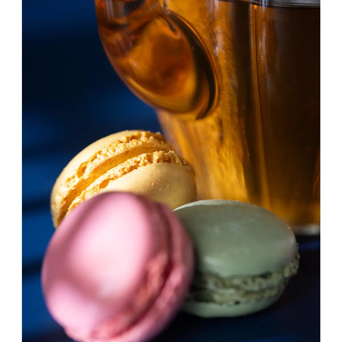 French Macaron Tea - Tin of 20 Sachets - Sachets / Tin of 20 Sachets - Harney & Sons Fine Teas