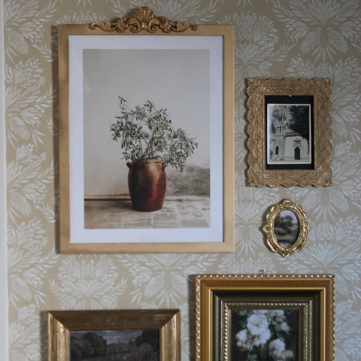 Genevieve Wallpaper - Airy Bouquets - by Bloomery Decor - Loomwell Home Goods