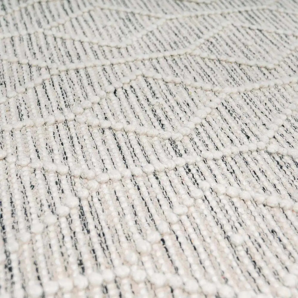 Geometric Textured Wool Area Rug - 2’ x 3’ Rectangle - Boutique Rugs