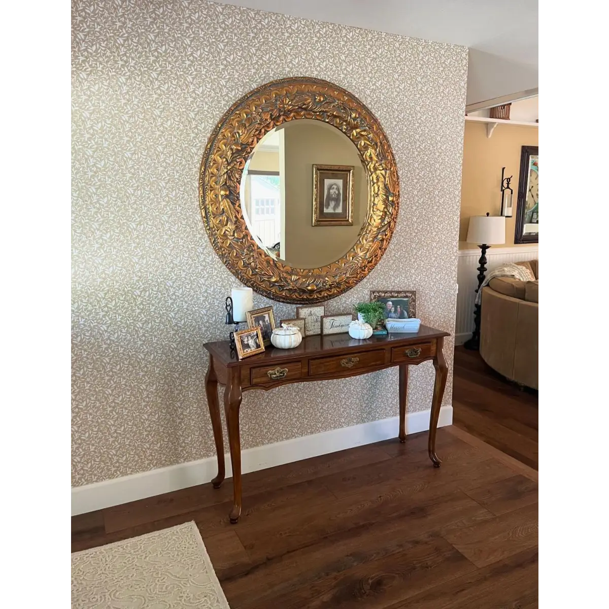 Grace Wallpaper - Leaves - by Elfi Yang - Loomwell Home Goods