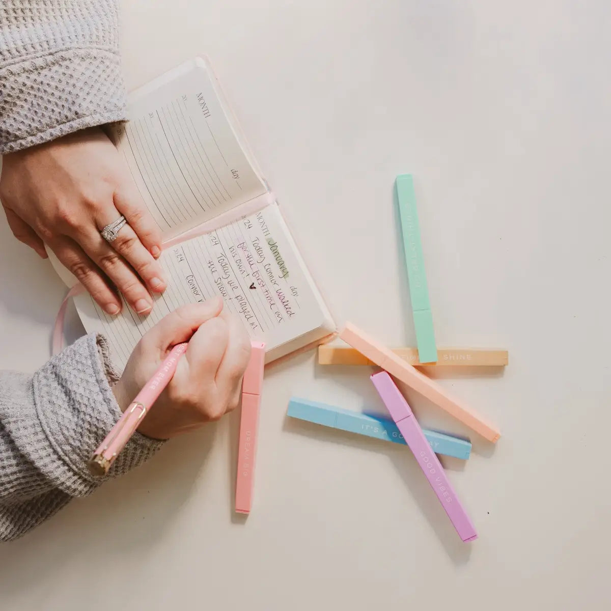 Do Great Things Highlighters Set - Sweet Water Decor