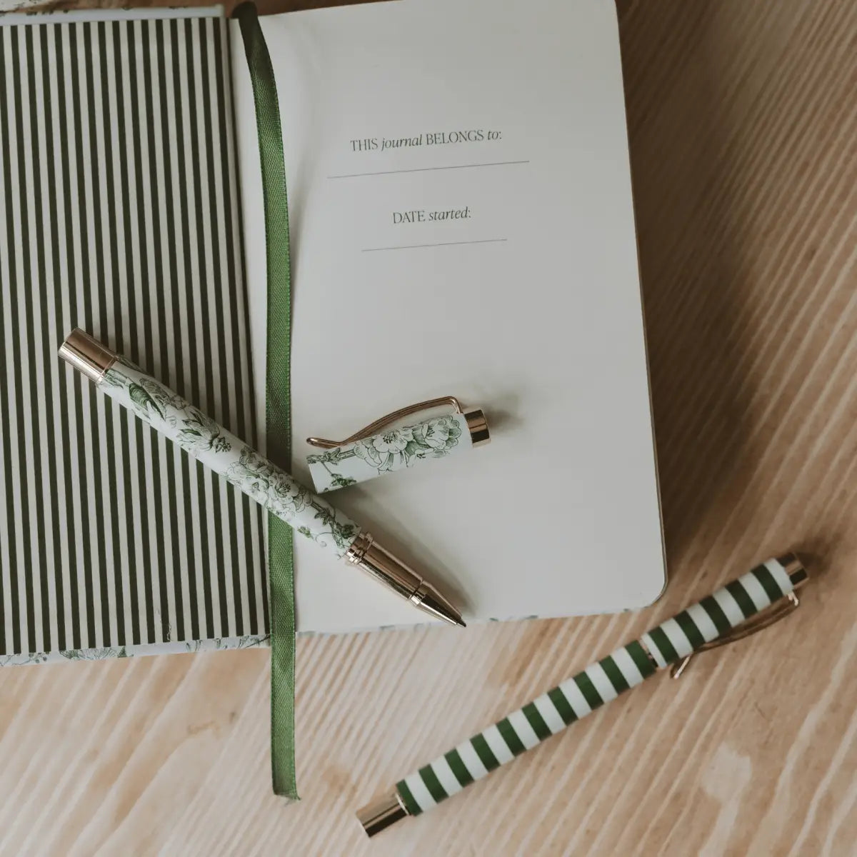 Green Floral Pen Set - Sweet Water Decor