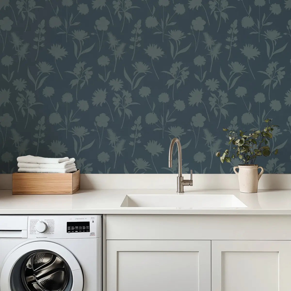 Gwyneth Wallpaper - Monochromatic Flowers - by Tracy Stone Design - Loomwell Home Goods