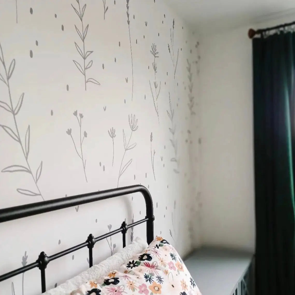 Hailey Wallpaper - Branch Line Drawings - Hailey Creative - Loomwell Home Goods