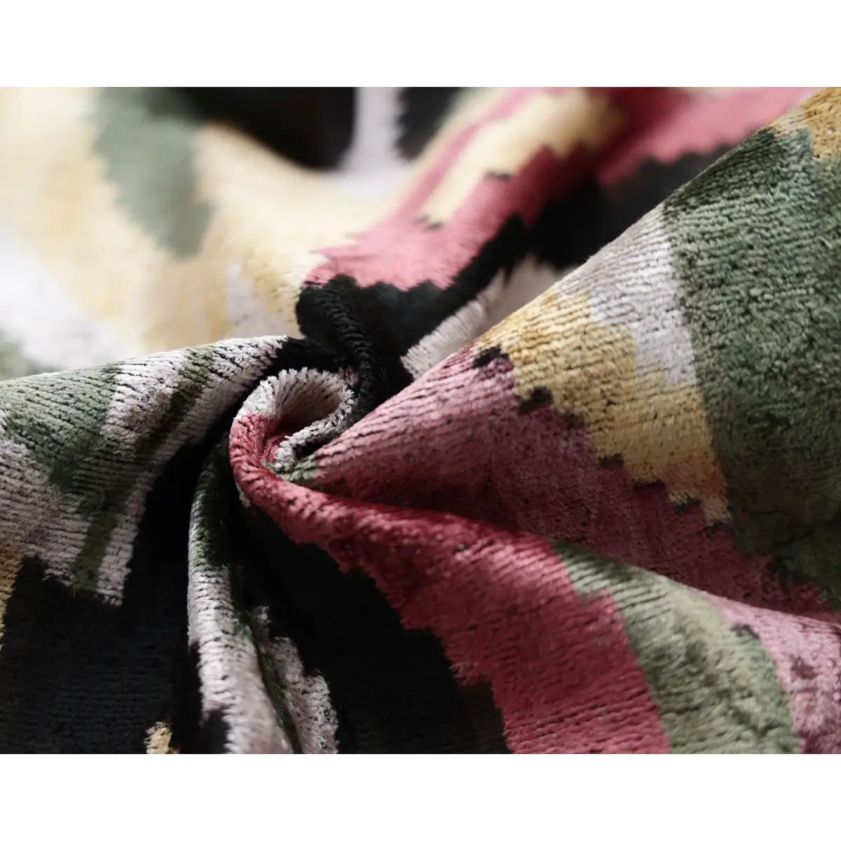 Hand-Knotted Abstract Wave Silk Velvet Lumbar - 16x24 Sage & Mauve - Canvello