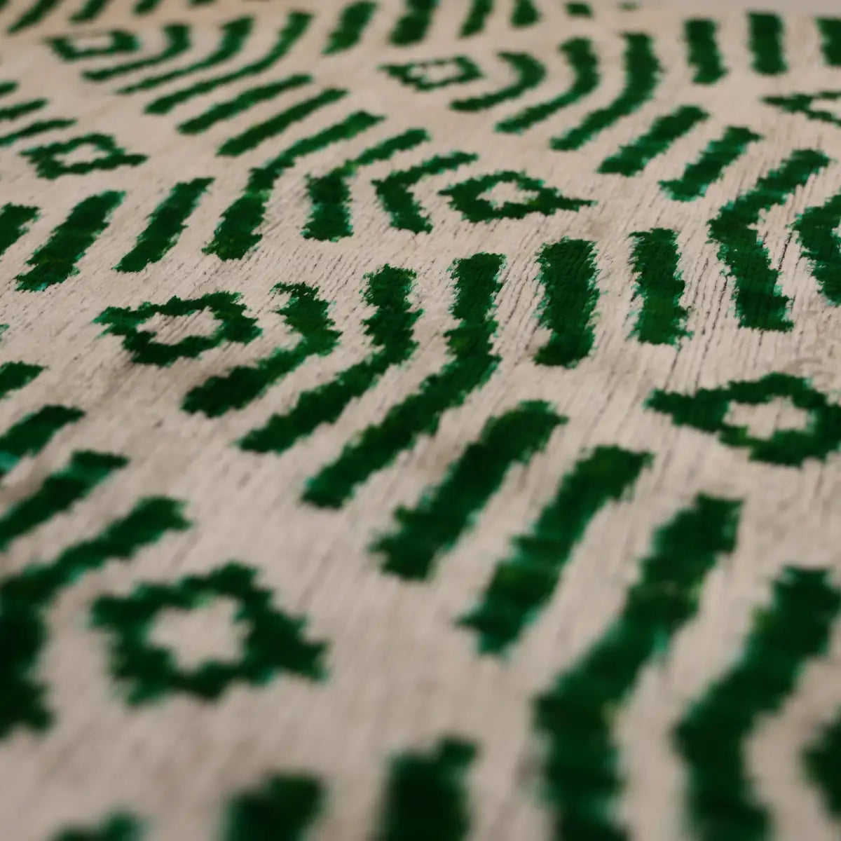 Hand-Knotted Emerald Green Geometric Silk Velvet Pillow - 20x20 Ikat - Canvello
