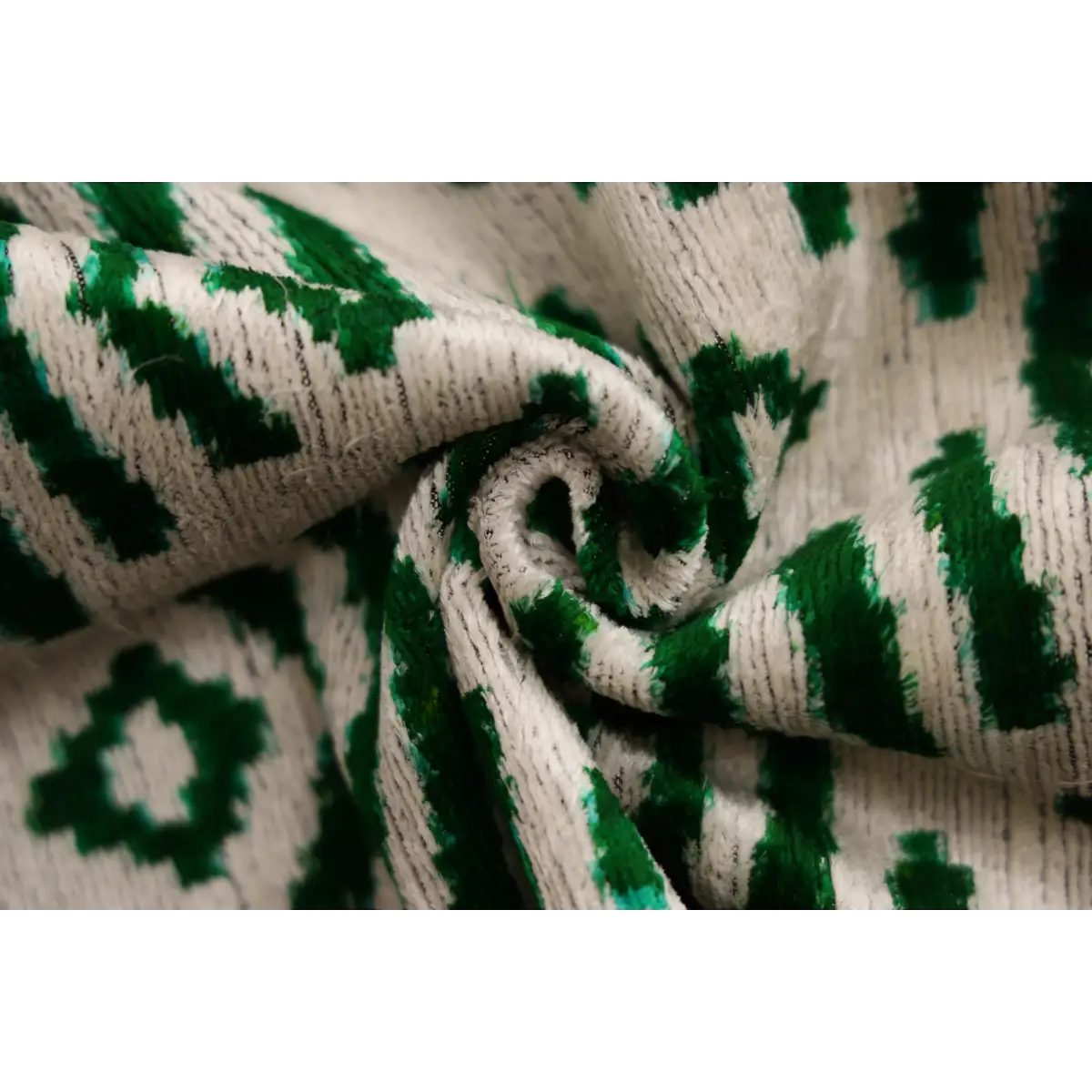 Hand-Knotted Emerald Green Geometric Silk Velvet Pillow - 20x20 Ikat - Canvello